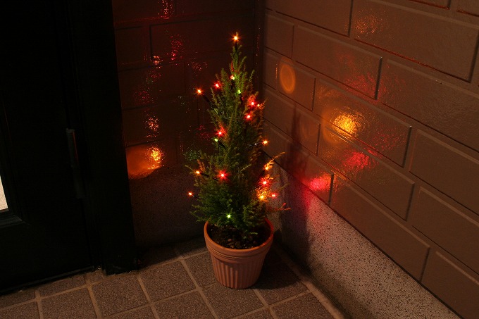 100均デコレーションライト+点滅ライトでミニクリスマスツリー | 自作☆改造☆修理の館（新館）
